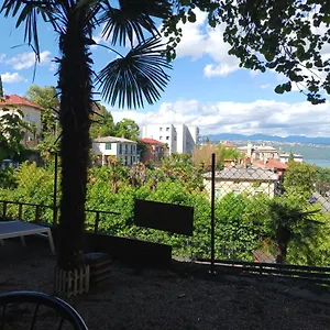  Apartment Luna