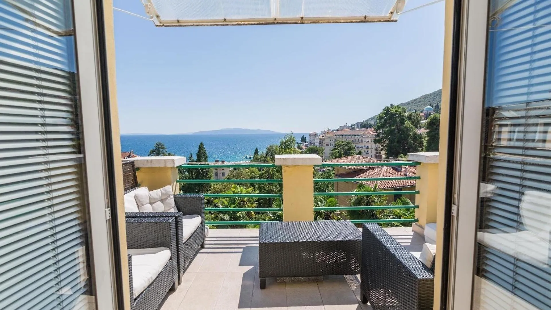 Ferienwohnung In Einer Villa Mit Terrasse Und Meerblick Opatija Apartment